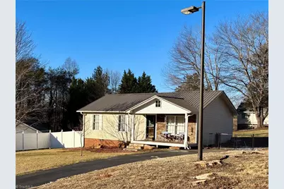 144 Strawberry Lane, Mount Airy, NC 27030 - Photo 2