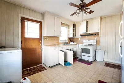 6709 Garrett Road, Durham, NC 27707 - Photo 10