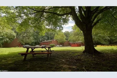 3216 Starlight Drive #G, Winston-Salem, NC 27107 - Photo 4