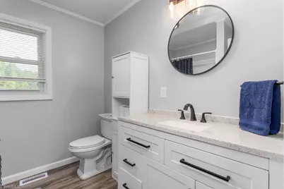 415 Crestview Drive, Thomasville, NC 27360 - Photo 10