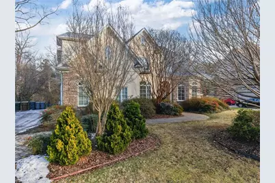 900 Jefferson Wood Lane, Greensboro, NC 27410 - Photo 6