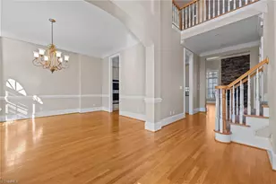 900 Jefferson Wood Ln, Greensboro, NC 27410 - Photo 8
