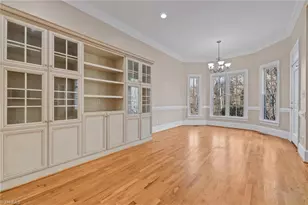 900 Jefferson Wood Ln, Greensboro, NC 27410 - Photo 16