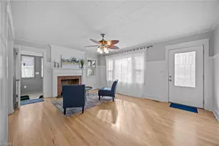 213 Guthrie St, Graham, NC 27253 - Photo 4