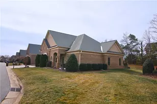 5416 Ggo Dr, Greensboro, NC 27406 - Photo 2