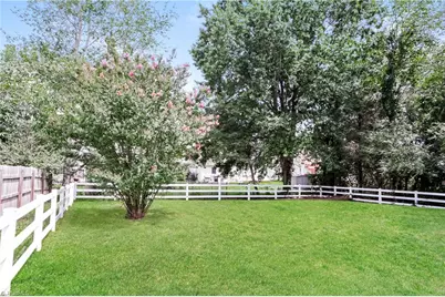 2110 Highfield Park Drive, Winston-Salem, NC 27127 - Photo 12