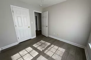 1205 Glendale Dr, Greensboro, NC 27406 - Photo 16