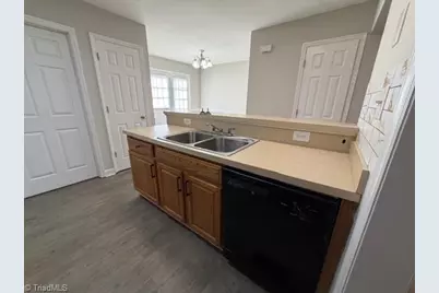 1205 Glendale Drive #A, Greensboro, NC 27406 - Photo 10