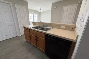 1205 Glendale Dr, Greensboro, NC 27406 - Photo 10