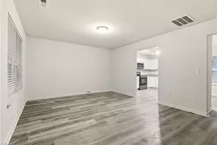 2773 Stonefield Crossing Dr, Winston-Salem, NC 27107 - Photo 4