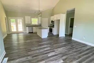 611 Kendall St, Eden, NC 27288 - Photo 4