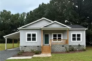 611 Kendall St, Eden, NC 27288 - Photo 1