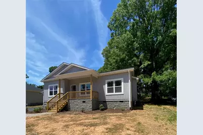 611 Kendall Street, Eden, NC 27288 - Photo 2