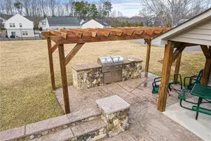 3855 Foliage Dr, Winston-Salem, NC 27101 - Photo 44