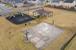 3855 Foliage Dr, Winston-Salem, NC 27101 - Photo 42