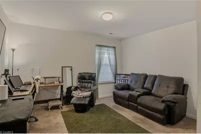 3855 Foliage Drive, Winston-Salem, NC 27101 - Photo 16