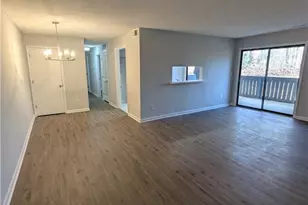 2807 Treestead Cir, Greensboro, NC 27410 - Photo 10