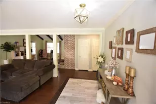 2632 Amesbury Rd, Winston-Salem, NC 27103 - Photo 4