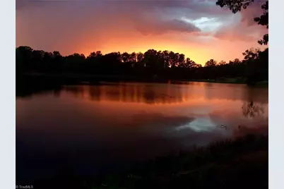 115 Washburn Lake Road, Reidsville, NC 27320 - Photo 2