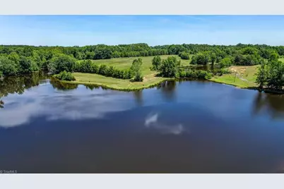 115 Washburn Lake Road, Reidsville, NC 27320 - Photo 12