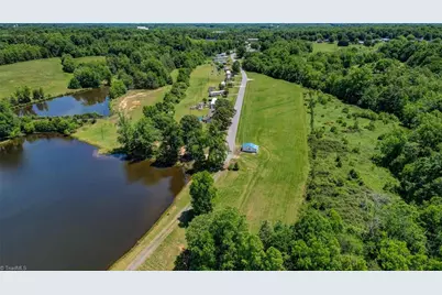 115 Washburn Lake Road, Reidsville, NC 27320 - Photo 14