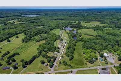 115 Washburn Lake Road, Reidsville, NC 27320 - Photo 4