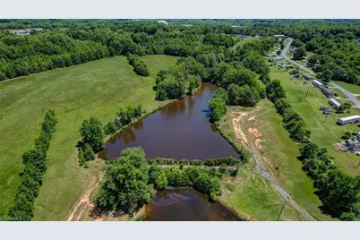 115 Washburn Lake Road, Reidsville, NC 27320 - Photo 16