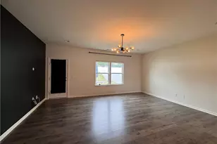 103 Centerpiece Dr, High Point, NC 27265 - Photo 6