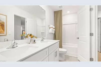 553 Forest Creek Drive, Winston-Salem, NC 27107 - Photo 22