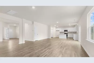 553 Forest Creek Drive, Winston-Salem, NC 27107 - Photo 12