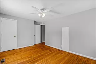 718 Elam Ave, Greensboro, NC 27403 - Photo 18