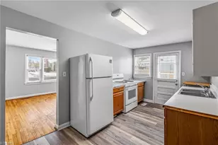 718 Elam Ave, Greensboro, NC 27403 - Photo 8