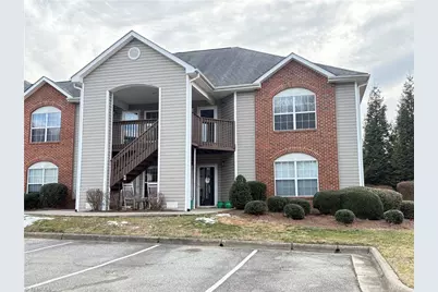2620 Ingleside Drive #2D, High Point, NC 27262 - Photo 1