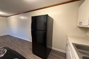 239 Stadium Dr, Eden, NC 27288 - Photo 14