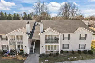 5703 Battery Dr, Greensboro, NC 27409 - Photo 2