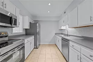 5703 Battery Dr, Greensboro, NC 27409 - Photo 16