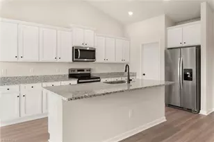 239 Macintosh Dr, King, NC 27021 - Photo 4