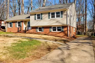 3514 Fox Pl, Greensboro, NC 27408 - Photo 2