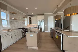 3405 Ocean Dr, Emerald Isle, NC 28594 - Photo 8