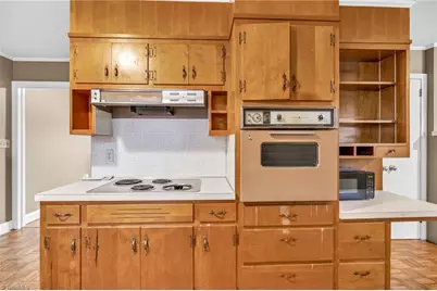 316 W Main Street, Jefferson, NC 28640 - Photo 14