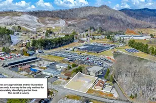 316 W Main St, Jefferson, NC 28640 - Photo 2