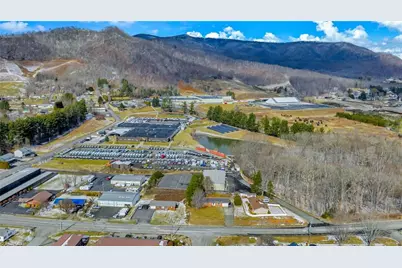 316 W Main Street, Jefferson, NC 28640 - Photo 6