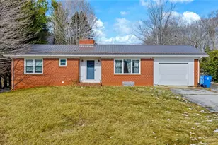 316 W Main St, Jefferson, NC 28640 - Photo 1