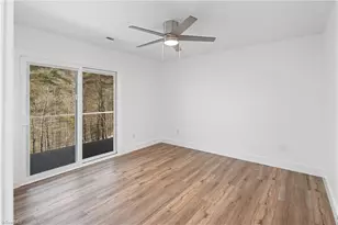 114 Woodpecker Rd, Purlear, NC 28665 - Photo 16