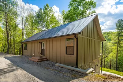 114 Woodpecker Road, Purlear, NC 28665 - Photo 2