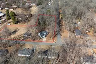 503 N Greenbriar St, Liberty, NC 27298 - Photo 34