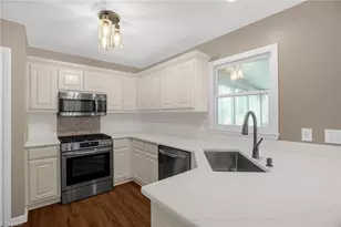 503 N Greenbriar St, Liberty, NC 27298 - Photo 12