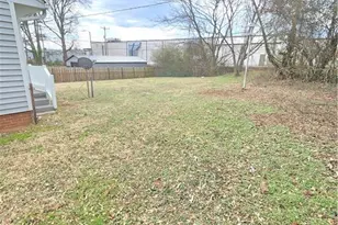 2107 Martin St, Burlington, NC 27217 - Photo 8