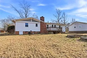 3202 Shallowford Dr, Greensboro, NC 27406 - Photo 40