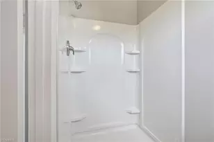 3202 Shallowford Dr, Greensboro, NC 27406 - Photo 34